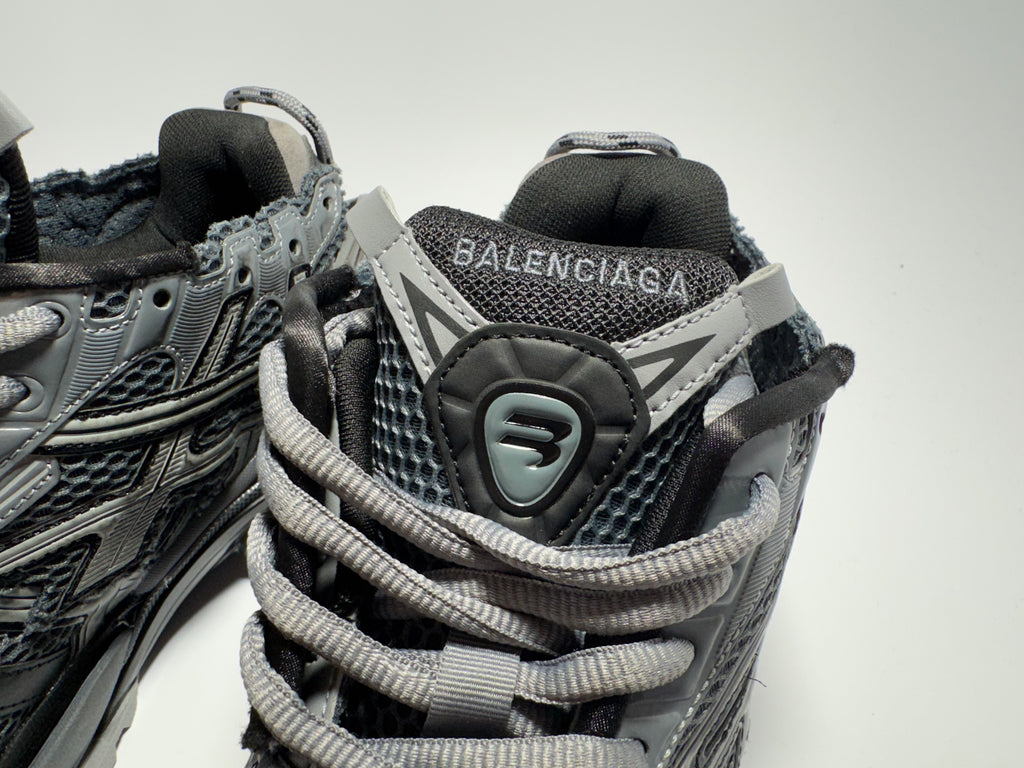 BALENCIAGA Runner - Black Gray