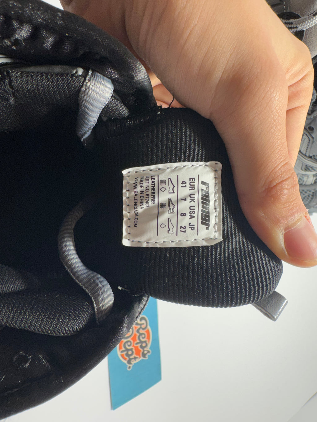 BALENCIAGA Runner - Black Gray