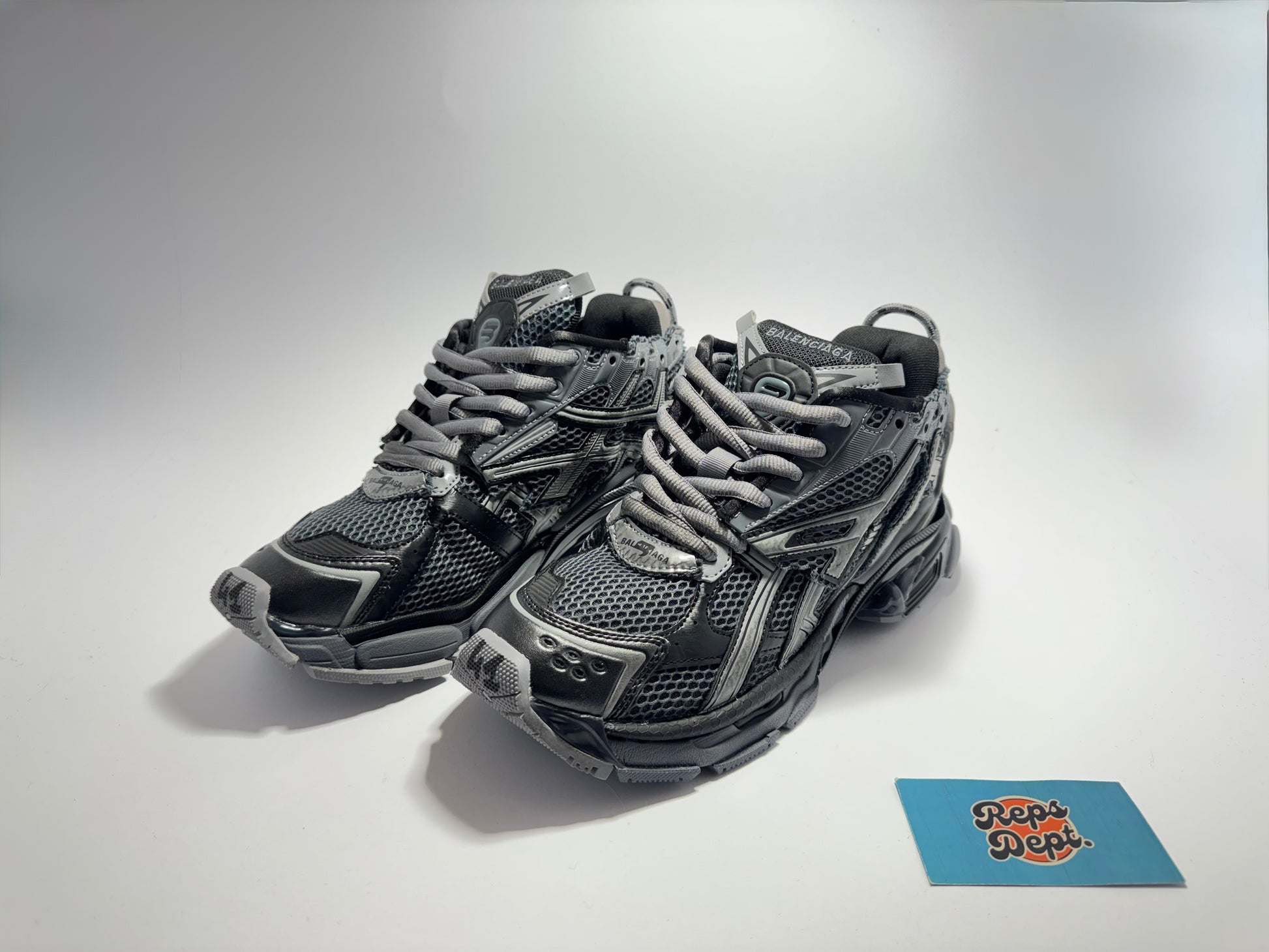 BALENCIAGA Runner - Black Gray