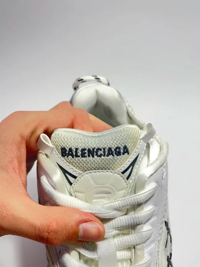 BALENCIAGA Runner - White Graffiti