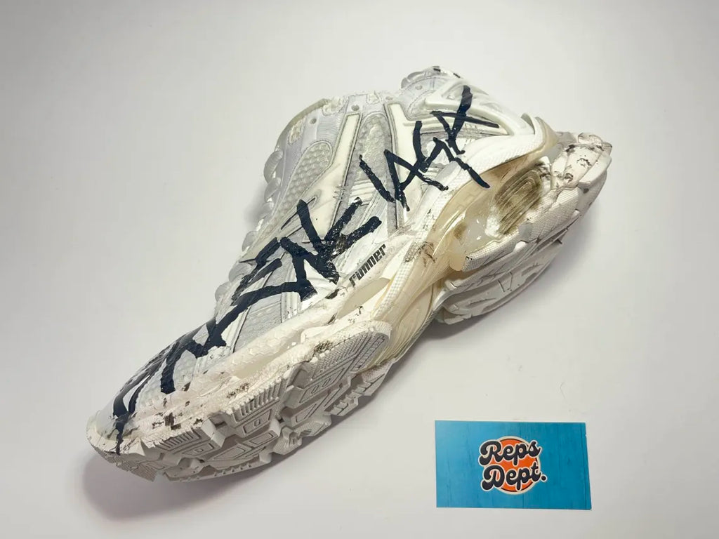 BALENCIAGA Runner - White Graffiti