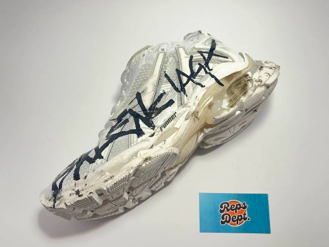 BALENCIAGA Runner - White Graffiti