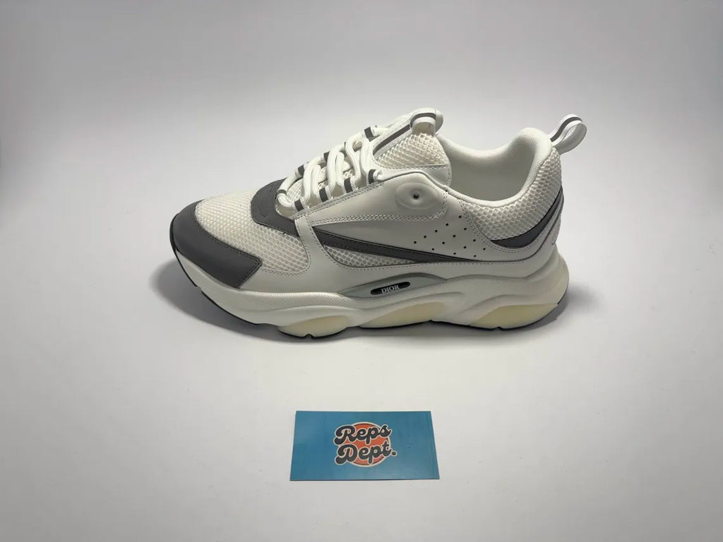 Dior - B22 White