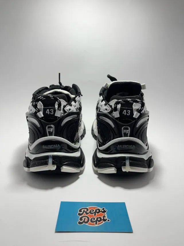 BALENCIAGA Runner - White Black