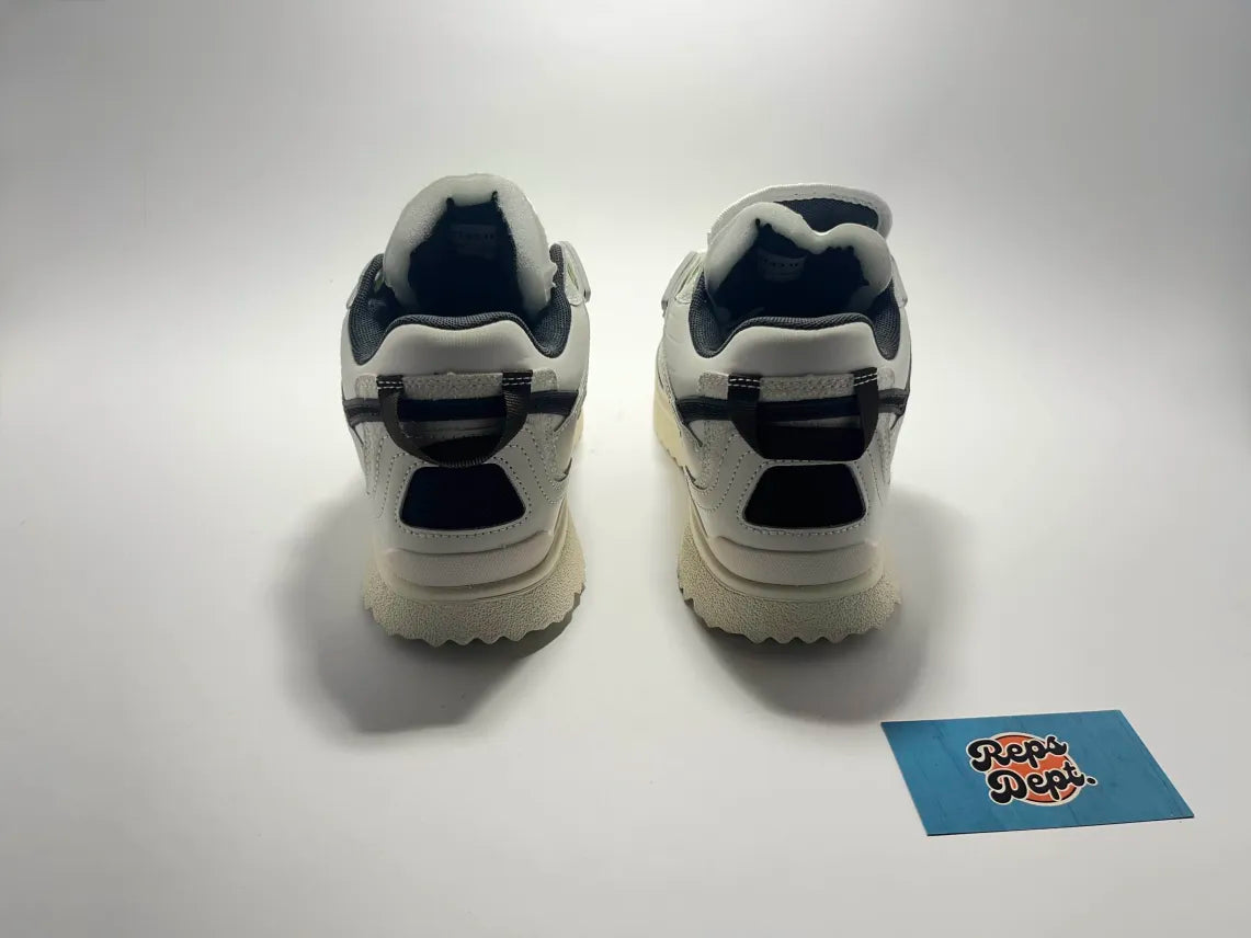 OFF WHITE - Sponge White