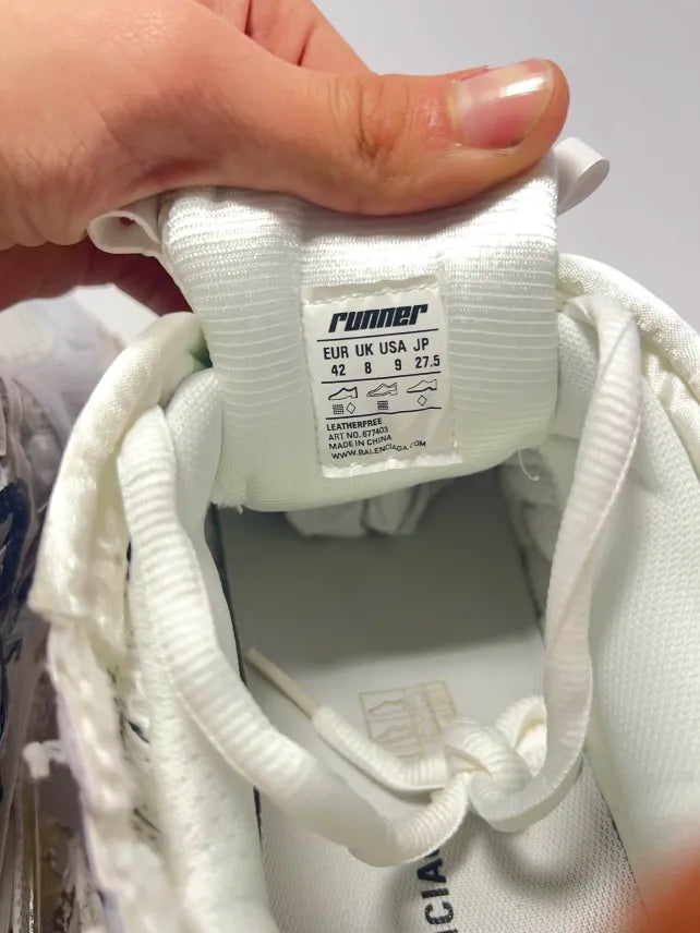 BALENCIAGA Runner - White Graffiti